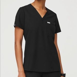 Figs - Black Catarina One Pocket Scrub Top